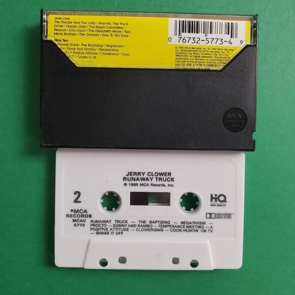 Jerry Clower Runaway Truck Cassette 1988 MCA - Picture 2 of 2